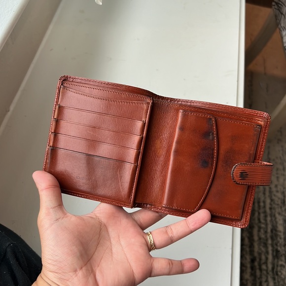 louis Vuitton Epi Snap fold wallet - Picture 5 of 9